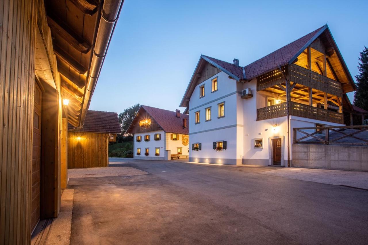 Apartments Tourist Farm Matijovc Naklo Exteriör bild